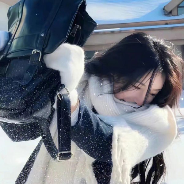 鼓楼外海报