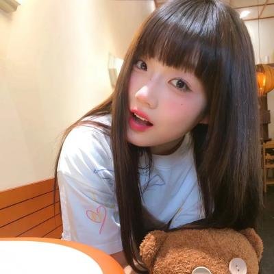 一见又倾心海报